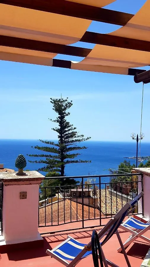 Villa Floresta Taormine Couette-café